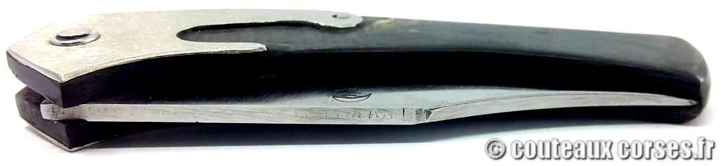 Couteau artisanal corse, A Vellutini cbKJOIP445 couteau-corse-traditionnel-lame-acier-carbone-manche-corne-de-bouc-et-mitre-aluminium-KJOIP445-3