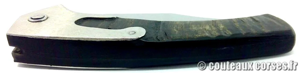 Couteau artisanal corse, A Vellutini cKJOIP445 couteau-corse-traditionnel-lame-acier-carbone-manche-corne-de-bouc-et-mitre-aluminium-KJOIP445-4