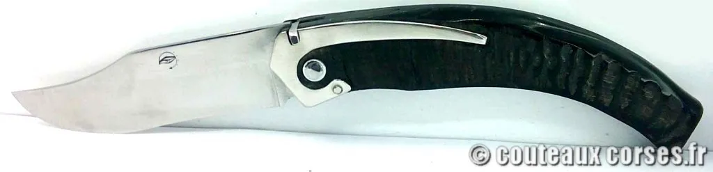 Couteau artisanal corse à blocage de lame, A Vellutini couteau-corse-a-blocage-de-lame-corne-de-belier-et-acier-KLRTXW556-2