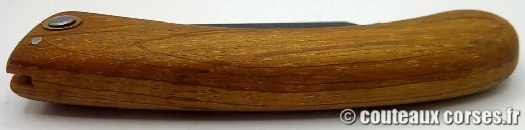 couteau-corse-artisanal-MG-2904-2-4 couteau-corse-artisanal-MG-2904-2-4