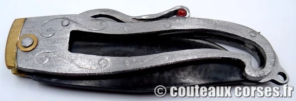 couteau-corse-cran-arret-vellutini-0806-2-8 couteau-corse-cran-arret-vellutini-0806-2-8