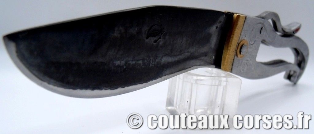 couteau-corse-cran-arret-vellutini-0806-2-9 couteau-corse-cran-arret-vellutini-0806-2-9