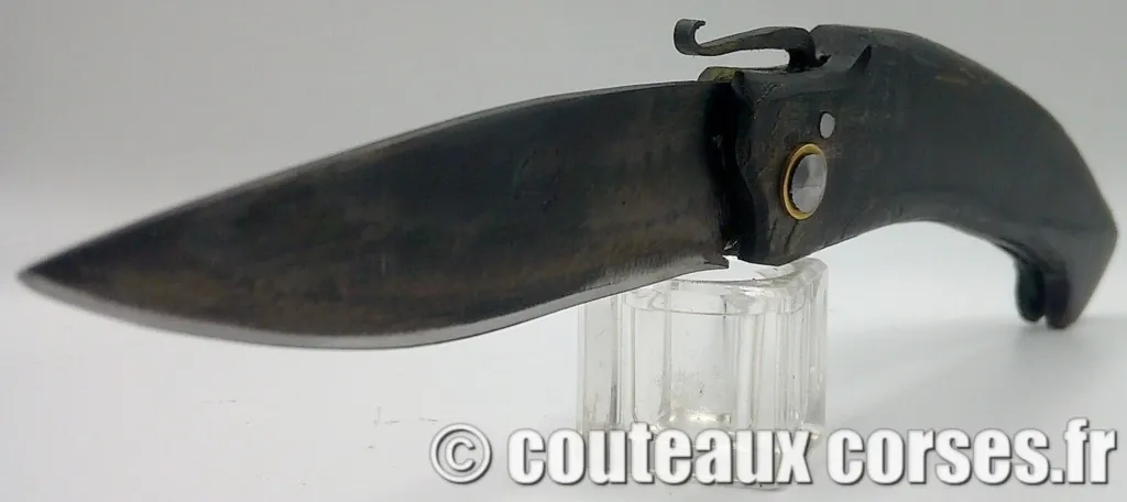 couteau-corse-artisanal-vellutini-DV-2904-4-9 couteau-corse-artisanal-vellutini-DV-2904-4-9