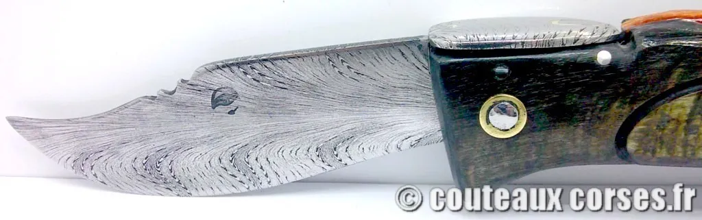 Couteau artisanal corse, A Vellutini cb952-GBRDE222 couteaux-corses-vellutini-GBRDE222-2.jpg