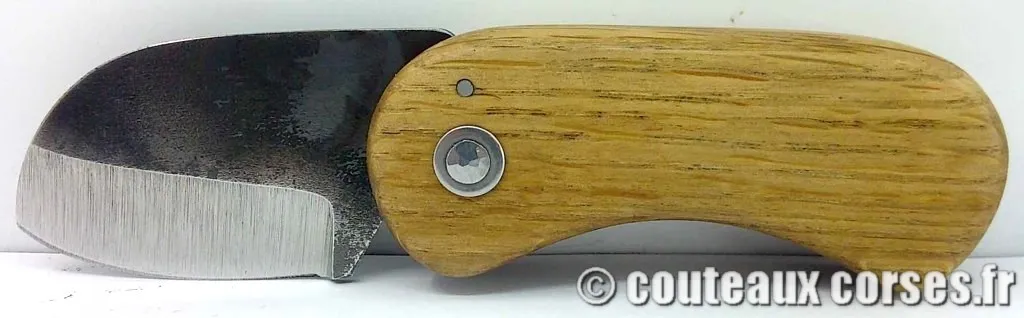 "Corsican Bulldog" acier carbone et chêne couteau-corse-corsican-bulldog-ska-NNKJH111-5.jpg