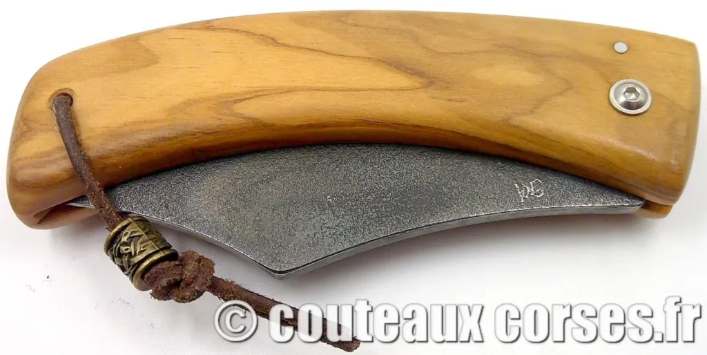 couteau-corse-artisanal-ska-251766-92 couteau-corse-artisanal-ska-251766-92