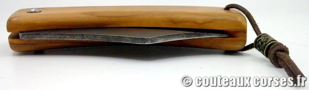 couteau-corse-artisanal-ska-251766-3 couteau-corse-artisanal-ska-251766-3