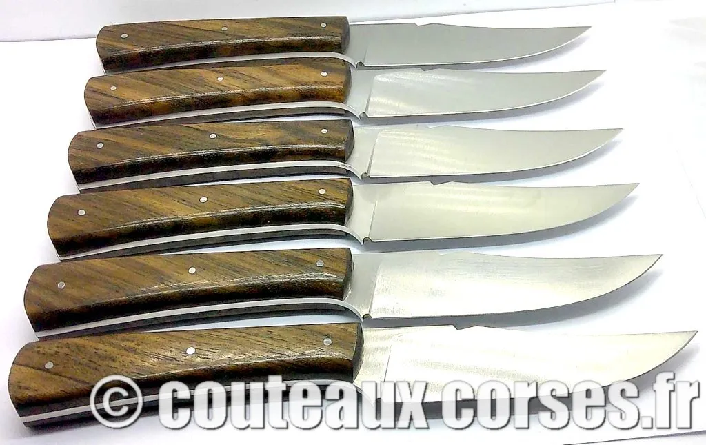 couteaux corses cultella corsa A Trombella 22 Coffret_Table_Bragoni_VBRED512- 6