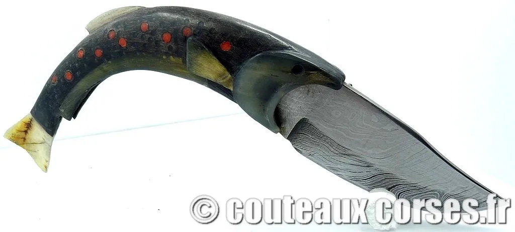 Couteau corse, A Vellutini 8 couteau_corse_vellutini_belier_et_damas_TNUY754-8