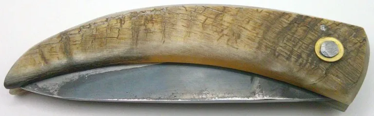 couteau-corse-artisanal-padovani-MP-couteau-corse-artisanal-padovani-couteau-corse-artisanal-padovani-MP-couteau-corse-artisanal-padovani-MP1304-2-2