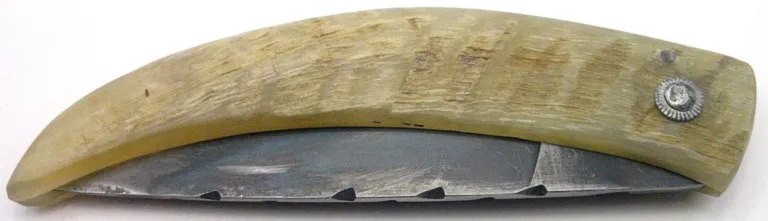 couteau-corse-artisanal-padovani-MP-couteau-corse-artisanal-padovani-couteau-corse-artisanal-padovani-MP-couteau-corse-artisanal-padovani-MP1005-4-2