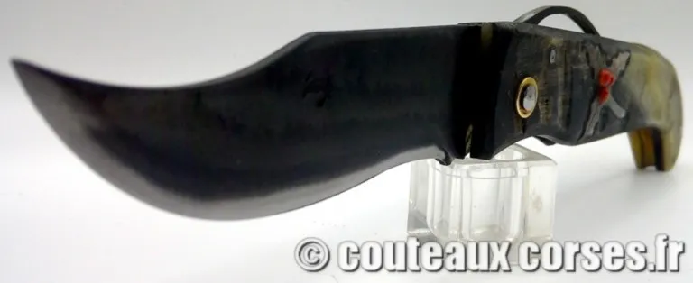 couteau-corse-a-blocage-de-lame-u-caracutu-JGFDRP87-9